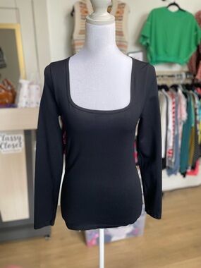 Square Neck Long Sleeve Top in Black
